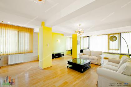 Se inchiriaza un apartament cu 3 camere situat in Galati, pe Faleza