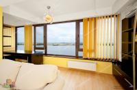 Se inchiriaza un apartament cu 3 camere situat in Galati, pe Faleza