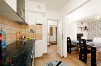 apartament decomandat cu 3 camere situat in Galati, cartier Micro 20