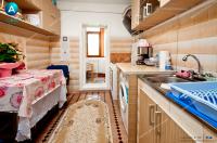 oferta de vanzare a unui apartament decomandat cu 2 camere situat in Galati, cartier Micro 16