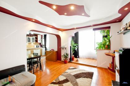 oferta de vanzare a unui apartament cu 3 camere decomandate situat in Galati, cartier Micro 20