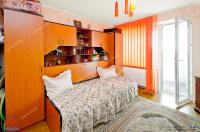apartament cu trei camere decomandate situat in Galati, zona Centru, cu vedere catre faleza Dunarii