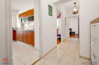 apartament cu 3 camere situat in Galati, zona Port