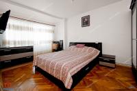 apartament cu 3 camere situat in Galati, zona Port