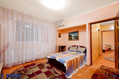 oferta de vanzare a unui apartament decomandat cu 2 camere situat in Galati, zona Tiglina 1