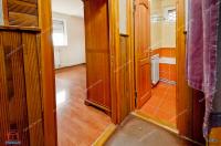 apartament spatios cu 3 camere decomandate situat in Galati, zona Piata Centrala (str.N.Balcescu)