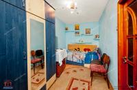 apartament semidecomandat cu 3 camere situat in Galati, cartierul Micro 21 pe str.Victor Valcovici