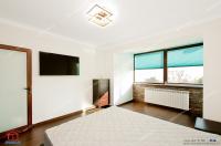 spre inchiriere acest apartament cu doua camere semidecomandate situat situat pe bulevardul George Cosbuc, din Galati