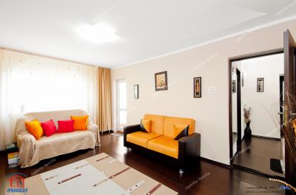 apartament  decomandat cu 2 camere aflat in Galati, cartierul Micro 20