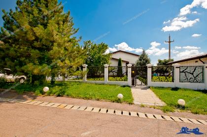 vand vila situata in Galati, complex rezidential Altstil, zona Metro