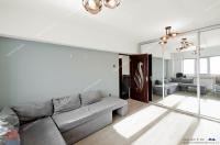 apartament decomandat cu 2 camere situat in zona Micro 20, in vecinatatea  benzinariei BKO