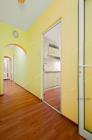 apartament decomandat cu 3 camere situat in Galati, Micro 20
