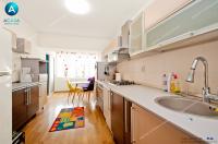 oferta de inchiriere a unui apartament decomandat cu 3 camere situat in Galati, Tiglina 1