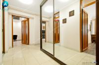 apartament cu 2 camere decomandate situat in Galati, la etajul 1 al unui bloc cu 4 niveluri din zona Piata Centrala
