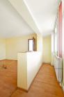oferta de vanzare a unui apartament decomandat cu 2 camere situat in Galati, cartier Micro 20