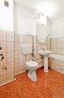 oferta de vanzare a unui apartament decomandat cu 2 camere situat in Galati, cartier Micro 20