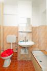 apartament cu 4 camere pozitionat din Galati, zona  Micro 21 (capat tramvai)