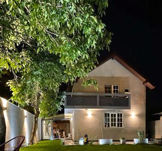 vand vila situata in Galati, Str Traian