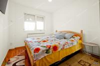 apartament decomandat cu 4 camere situatat in Galati, pe str.Milcov