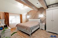 vand vila situata in Galati, Str Traian