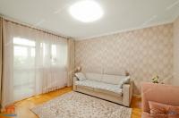 oferta de vanzare a unui apartament cu 3 camere  situat in Galati, cartier Micro 19, la capatul troleului
