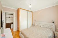 oferta de vanzare a unui apartament cu 3 camere  situat in Galati, cartier Micro 19, la capatul troleului