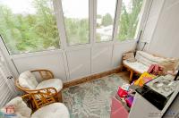 oferta de vanzare a unui apartament cu 3 camere  situat in Galati, cartier Micro 19, la capatul troleului