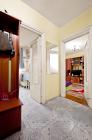 vanzare apartament cu 3 camere semidecomandate, situat in Galati, pe Str.Saturn