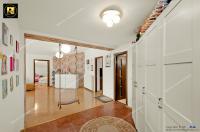 oferta de vanzare a unui apartament spatios cu 3 camere