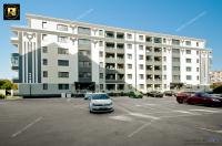 oferta de vanzare a unui apartament spatios cu 2 camere  situat in Galati, chiar langa Piata din Micro 17