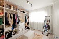 apartament cu 3 camere decomandate situat în Galati, cartierul Micro 20, pe strada Furnaliștilor, în imediata apropiere a restaurantului „Doi Cocoși”