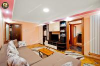 oferta de vanzare a unui apartament cu 3 camere semi-decomandate, tip confort 1, situat in cartier Micro 19