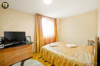 oferta de vanzare a unui apartament cu 3 camere semi-decomandate, tip confort 1, situat in cartier Micro 19