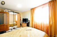 oferta de vanzare a unui apartament cu 3 camere semi-decomandate, tip confort 1, situat in cartier Micro 19