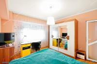 oferta de vanzare a unui apartament cu 4 camere decomandate, situat în Galați – Micro 20