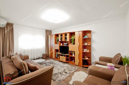 inchiriere apartament decomandat cu 3 camere situat in Galati, Micro 21