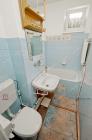 apartament cu 3 camere situat la etajul 2 al unui bloc cu 4 niveluri în cartierul Micro 19 din Galati