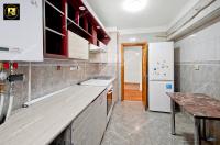 vanzare apartament cu 3 camere decomandate situat in Galati, zona Siderurgistilor