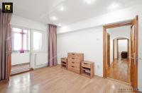 vanzare apartament cu 3 camere decomandate situat in Galati, zona Siderurgistilor