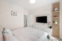 închiriere un apartament modern cu 3 camere, situat în Galati, cartierul IC Frimu, în complexul rezidențial Colibri