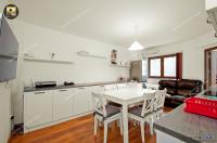 apartament spatios cu 2 camere decomandate, situat in Galati, zona Piata Centrala