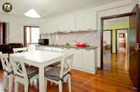 apartament spatios cu 2 camere decomandate, situat in Galati, zona Piata Centrala