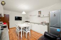 apartament spatios cu 2 camere decomandate, situat in Galati, zona Piata Centrala