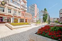 apartament spatios cu 2 camere decomandate, situat in Galati, zona Piata Centrala